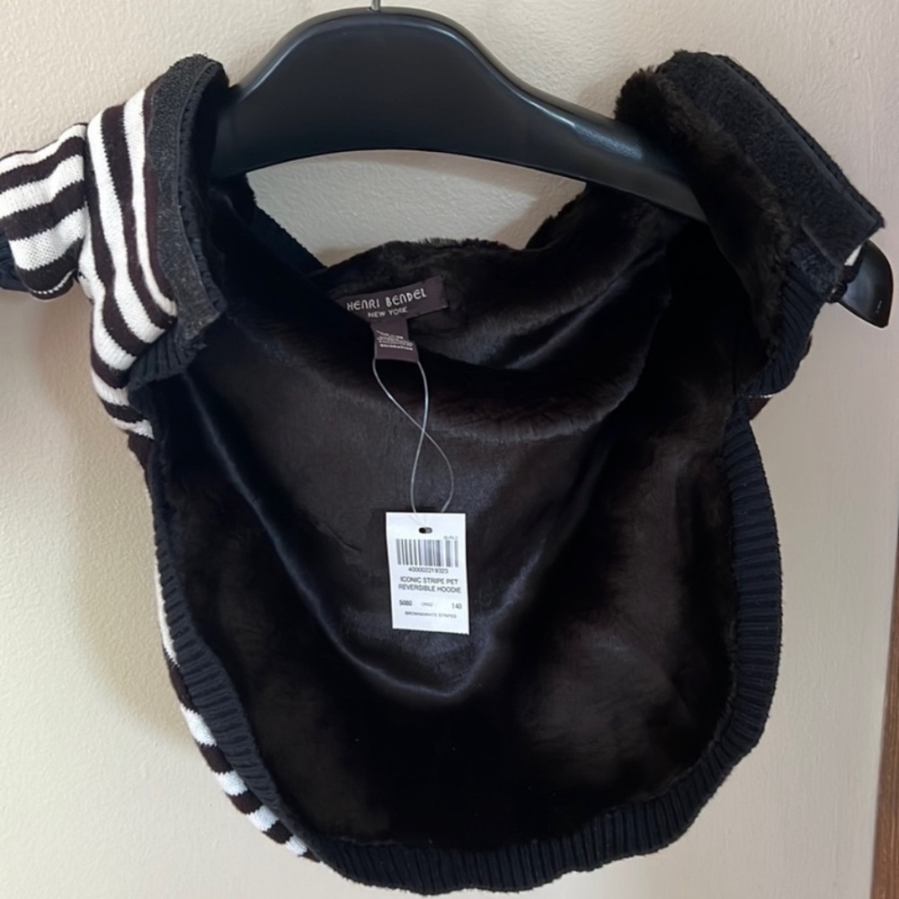 Henri Bendel dog outfit